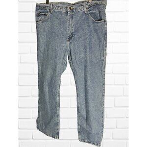 5/$25 Wrangler Men's Size 38x30‎ Classic Basic Blue Jeans Medium Wash Denim